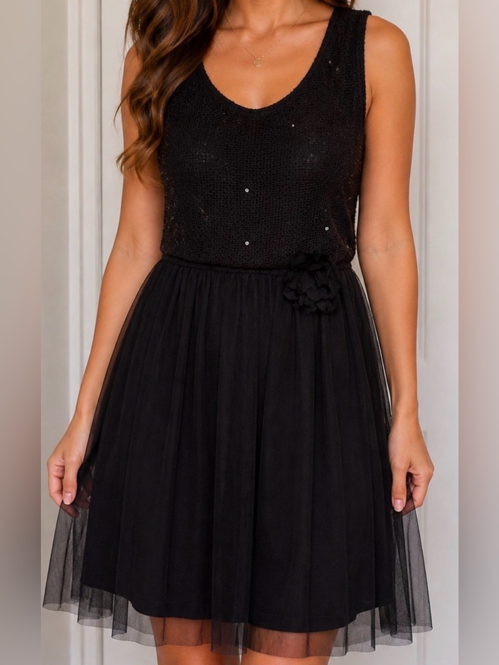 Ya Los Angeles Black Sequin Tulle Party Dress NWT Sleeveless Size L